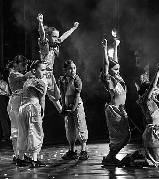 dance square להקת מחול ייצוגית בסגנון היפ הופ